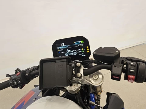 BMW Motorrad F 900 R 