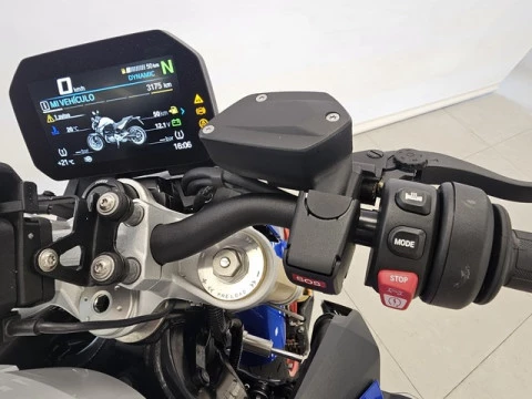 BMW Motorrad F 900 R 