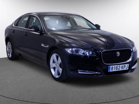 Jaguar XF sedan 2.0D 132KW PRESTIGE AUTO 4P