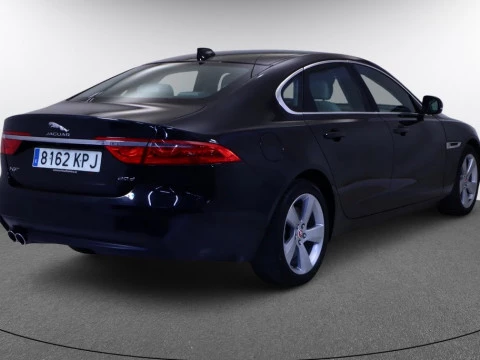 Jaguar XF sedan 2.0D 132KW PRESTIGE AUTO 4P