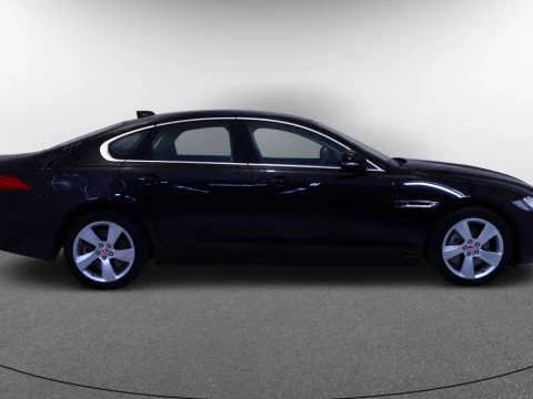 Jaguar XF sedan 2.0D 132KW PRESTIGE AUTO 4P