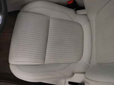 Jaguar XF sedan 2.0D 132KW PRESTIGE AUTO 4P