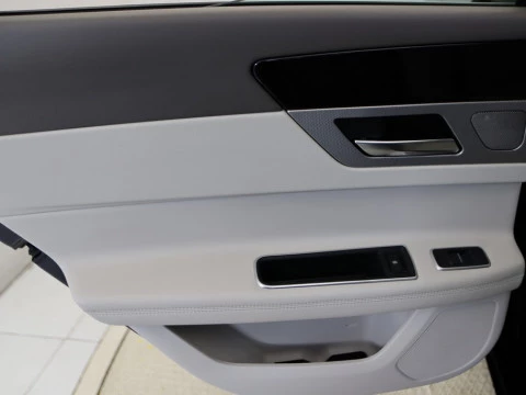 Jaguar XF sedan 2.0D 132KW PRESTIGE AUTO 4P