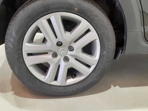 Dacia Sandero   Stepway TCe Essential 67kW