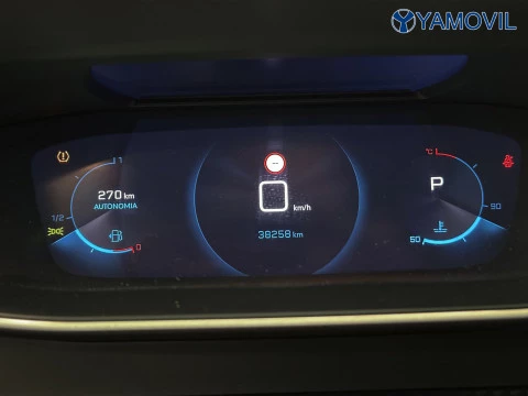 Peugeot 208 PureTech 100 Allure Pack EAT8 75 kW (100 CV)