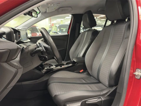 Peugeot 208 PureTech 100 Allure Pack EAT8 75 kW (100 CV)
