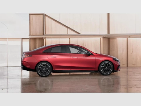 Mercedes-Benz CLA  180 con tecnologia hibrida