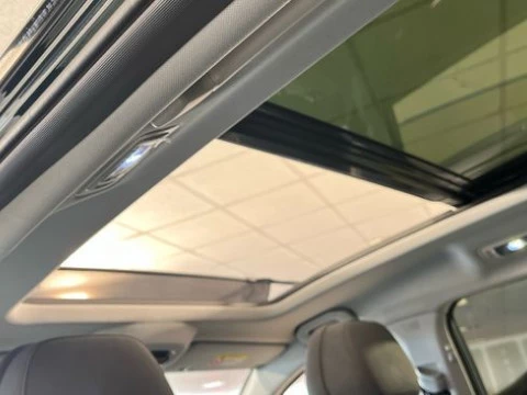 EBRO S800 1.6 TGDI Luxury 7 DCT