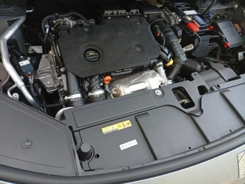 DS 7 Crossback BlueHDi DE 96kW (130CV) AT Bastille +