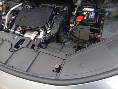 DS 7 Crossback BlueHDi DE 96kW (130CV) AT Bastille +