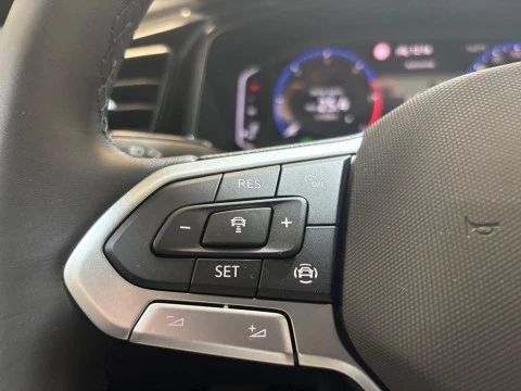 Volkswagen T-Roc Dark Line 2.0 TDI 110 kW (150 CV) DSG