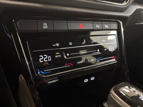 Volkswagen T-Roc Dark Line 2.0 TDI 110 kW (150 CV) DSG