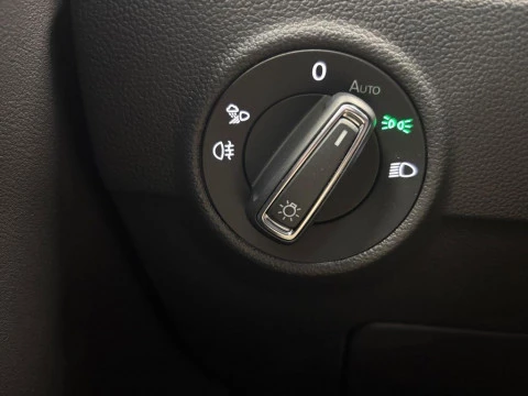 Volkswagen T-Roc Dark Line 2.0 TDI 110 kW (150 CV) DSG