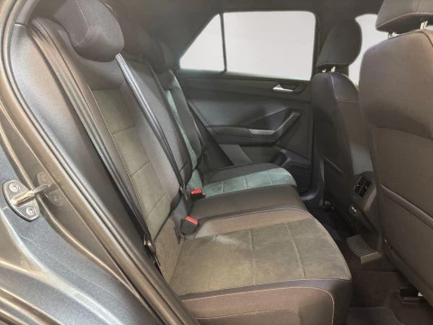 Volkswagen T-Roc Dark Line 2.0 TDI 110 kW (150 CV) DSG