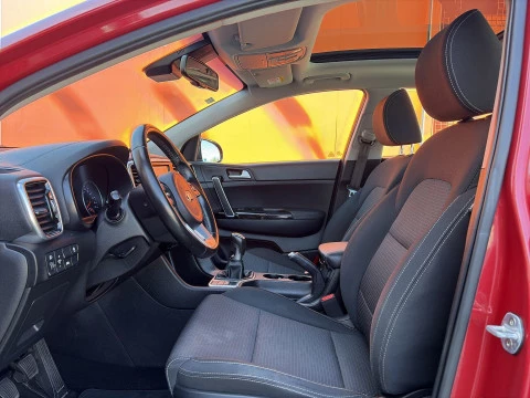 Kia Sportage 1.6 MHEV Drive 4x2 85 kW (115 CV)