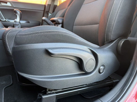 Kia Sportage 1.6 MHEV Drive 4x2 85 kW (115 CV)