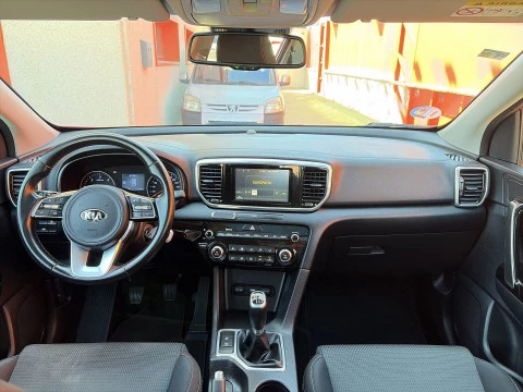 Kia Sportage 1.6 MHEV Drive 4x2 85 kW (115 CV)