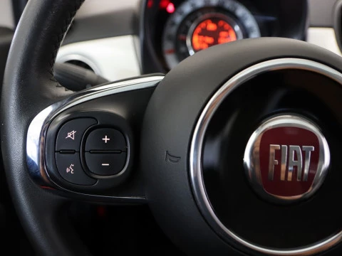 Fiat 500 1.2 LOUNGE EU6 3P