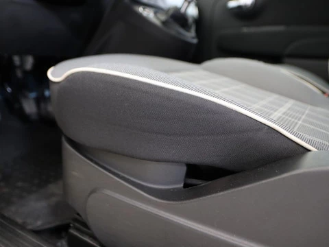 Fiat 500 1.2 LOUNGE EU6 3P