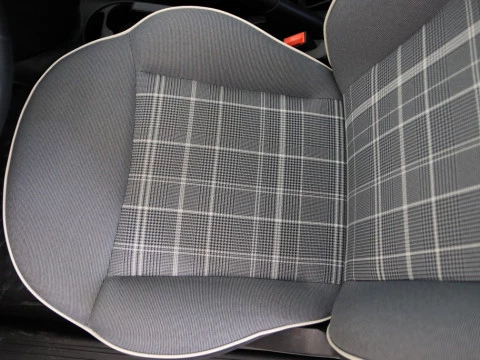 Fiat 500 1.2 LOUNGE EU6 3P