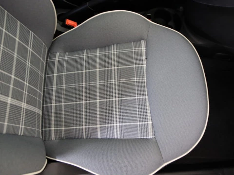 Fiat 500 1.2 LOUNGE EU6 3P