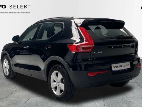 Volvo XC40 1.5 T2 MOMENTUM CORE 5P