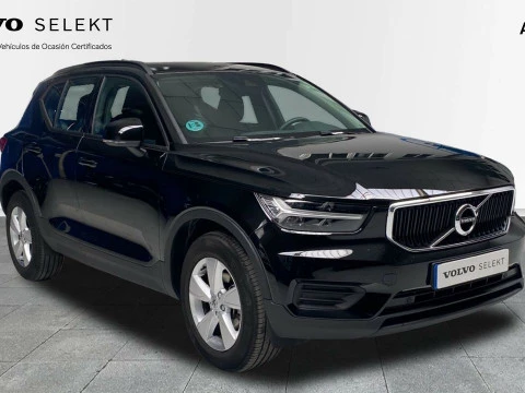Volvo XC40 1.5 T2 MOMENTUM CORE 5P
