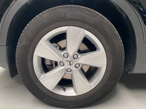 Volvo XC40 1.5 T2 MOMENTUM CORE 5P