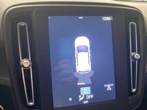 Volvo XC40 1.5 T2 MOMENTUM CORE 5P