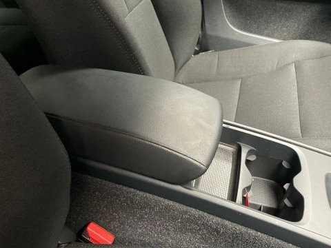 Volvo XC40 1.5 T2 MOMENTUM CORE 5P