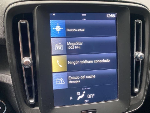 Volvo XC40 1.5 T2 MOMENTUM CORE 5P