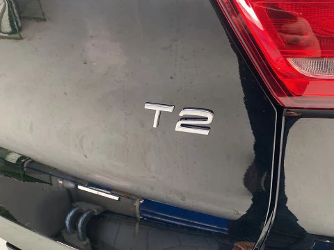 Volvo XC40 1.5 T2 MOMENTUM CORE 5P