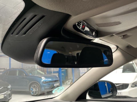 Volvo XC40 1.5 T2 MOMENTUM CORE 5P