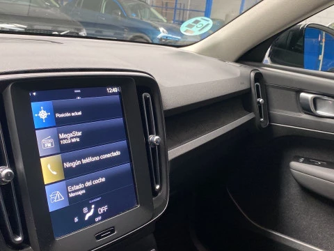 Volvo XC40 1.5 T2 MOMENTUM CORE 5P