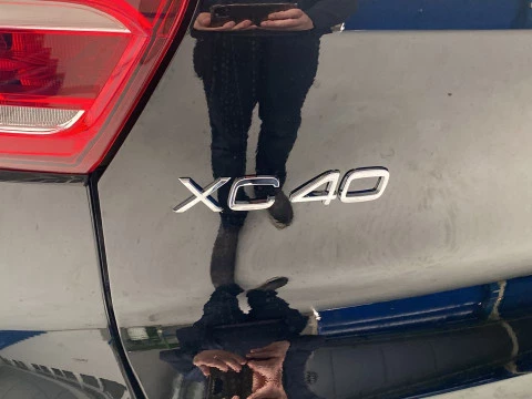 Volvo XC40 1.5 T2 MOMENTUM CORE 5P