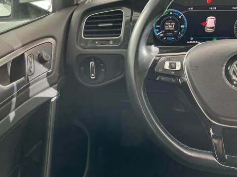 Volkswagen Golf e-Golf ePower 100 kW (136CV)