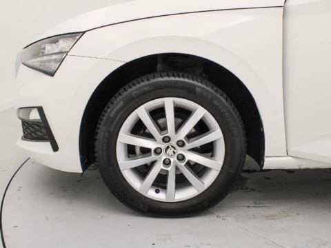 Skoda Scala 1.0 TSI 70KW ESSENCE 95 5P