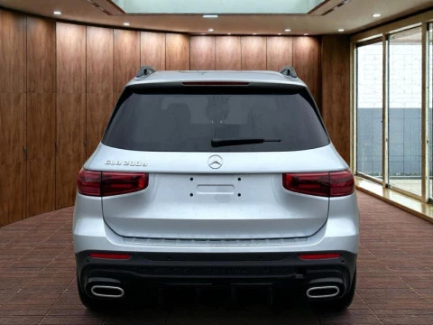 Mercedes-Benz GLB  200 d