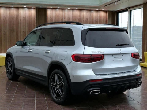 Mercedes-Benz GLB  200 d