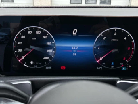 Mercedes-Benz GLB  200 d