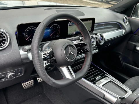 Mercedes-Benz GLB  200 d