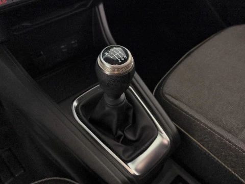 Renault Captur techno Eco-G 100cv (74 kW)