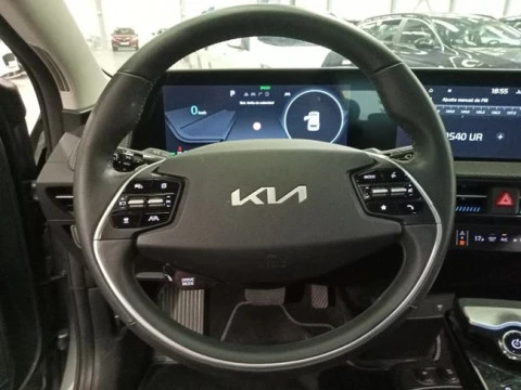 Kia EV6 Air 77,4kWh 168kW RWD (Long Range)