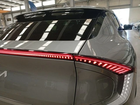 Kia EV6 Air 77,4kWh 168kW RWD (Long Range)