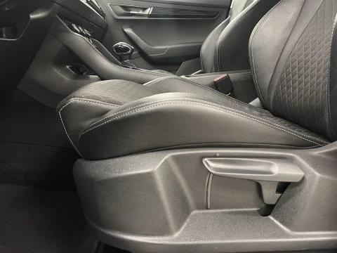 Skoda Karoq 1.5 TSI ACT Style DSG 110 kW (150 CV)