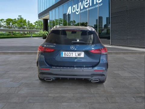 Mercedes-Benz GLA 200 D