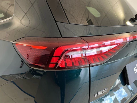 EBRO S800 1.6 TGDI Luxury 7 DCT