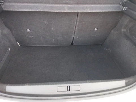 Peugeot 208 BlueHDi 73kW (100CV) Active Pack