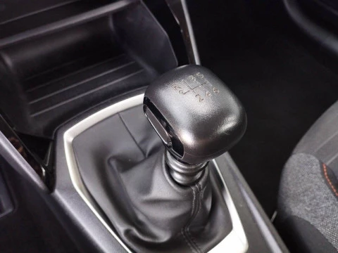 Peugeot 208 BlueHDi 73kW (100CV) Active Pack