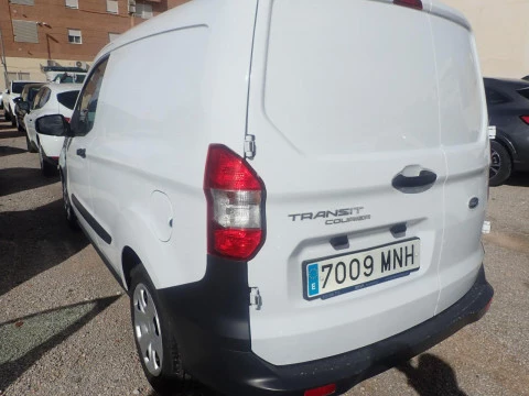Ford Transit Courier Van 1.5 TDCi 74kW Trend